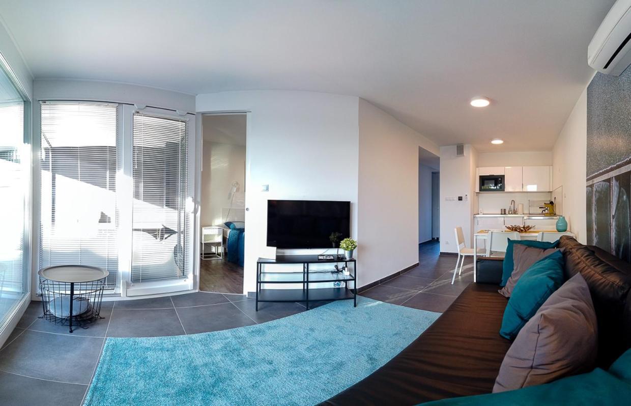 Marina Apartman Hotel Balatonszárszó Εξωτερικό φωτογραφία