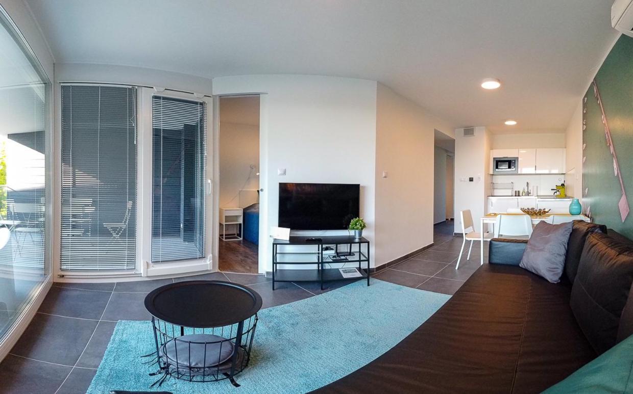 Marina Apartman Hotel Balatonszárszó Εξωτερικό φωτογραφία