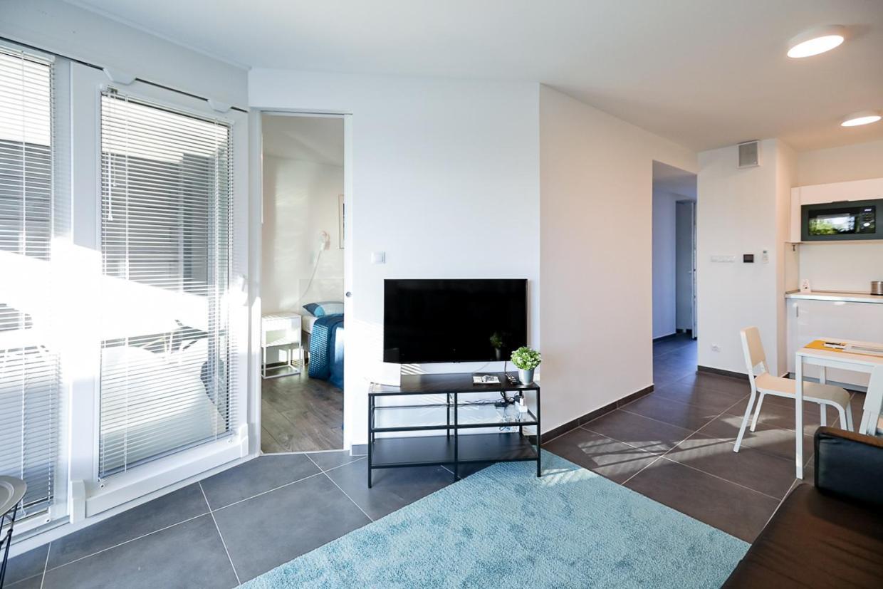 Marina Apartman Hotel Balatonszárszó Εξωτερικό φωτογραφία