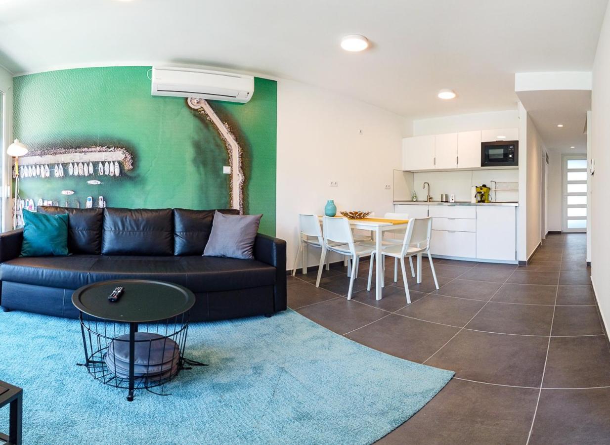 Marina Apartman Hotel Balatonszárszó Εξωτερικό φωτογραφία